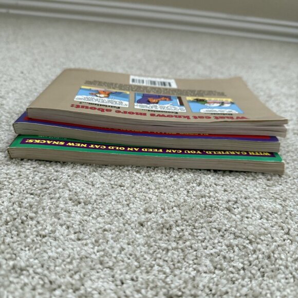 Vintage Garfield Book Lot 3 Comic Strip Paperback Books by Jim Davis 1980s 1990s - Picture 4 of 6